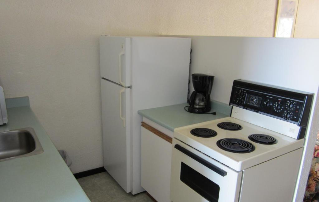 Brothers Inn Motel Prince George Ruang foto